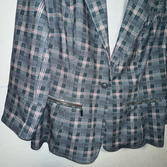 Women's Cavalini Outerwear Suit Blazer Size 2X Gray Pink Paid Jacket Plus Size - Picture 3 of 8